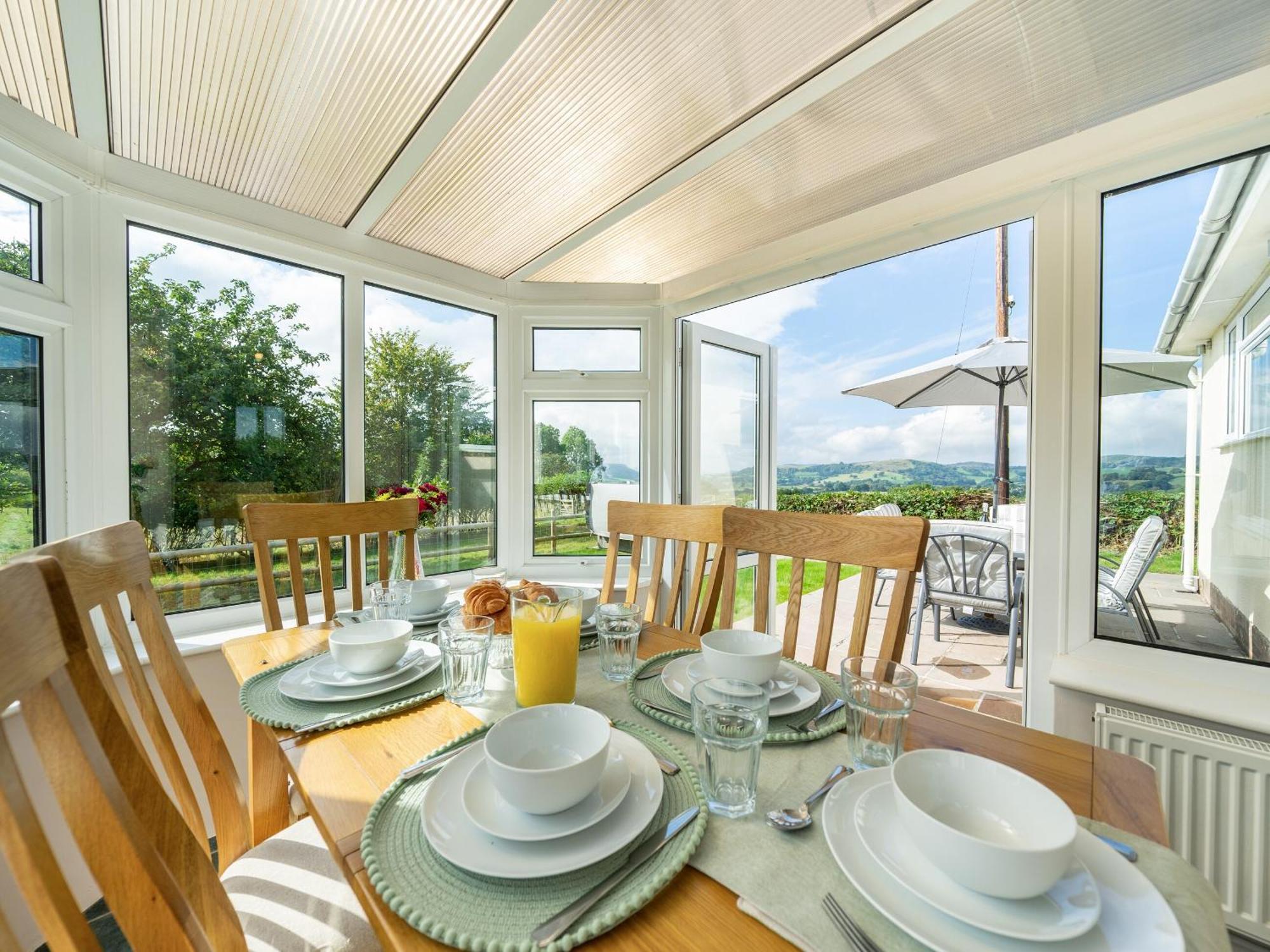 Meadowcroft Villa Bettws Disserth Exterior photo